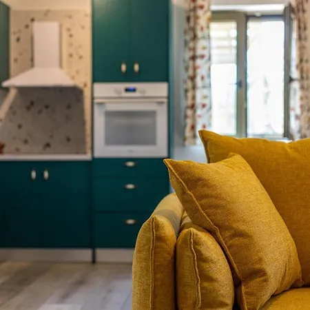 Mani Harmony Stone House *