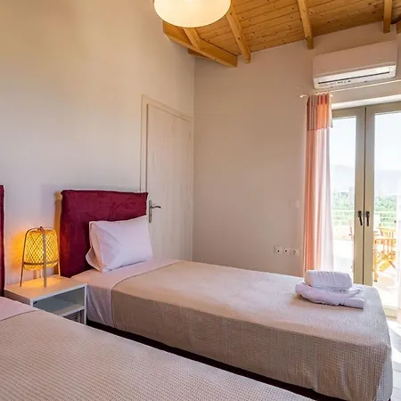 Mani Harmony Stone House *