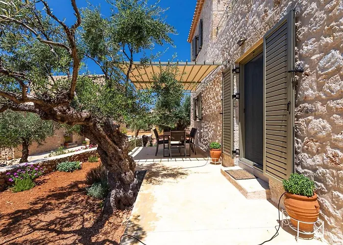 Mani Harmony Stone House